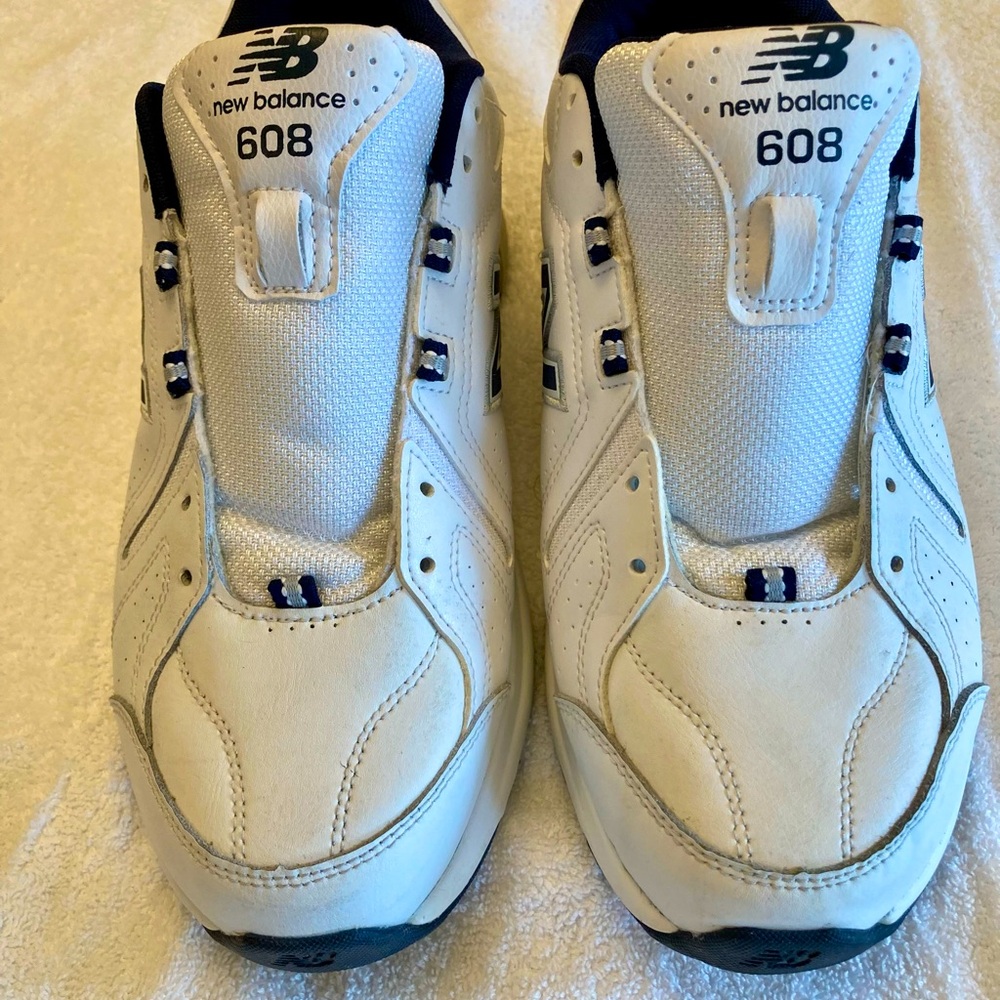 New Balance 608 Sneakers White.
Men’s Size 11.